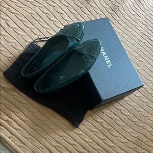 CHANEL Green Ballet Flat